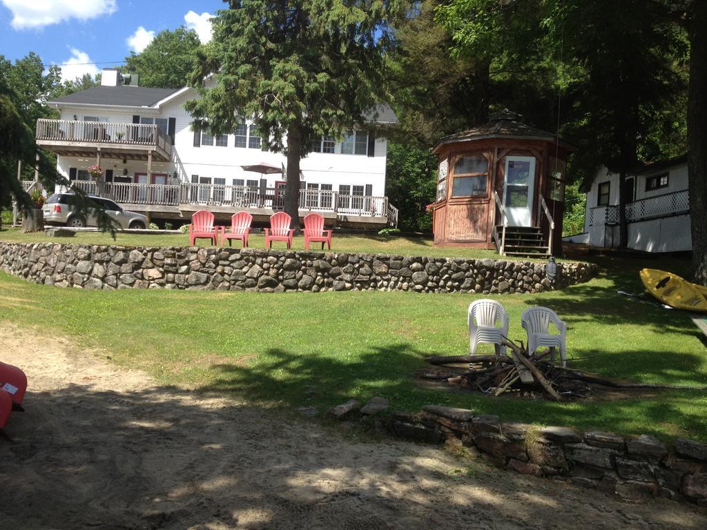 Little Hawk Resort&Marina Algonquin Highlands Exterior foto